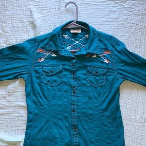 Ariat Button Down Fitted Shirt (Long Sleeve)